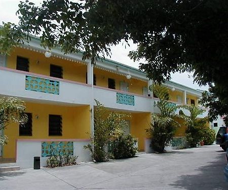 Turquoise Shell Inn Сен-Мартен Экстерьер фото