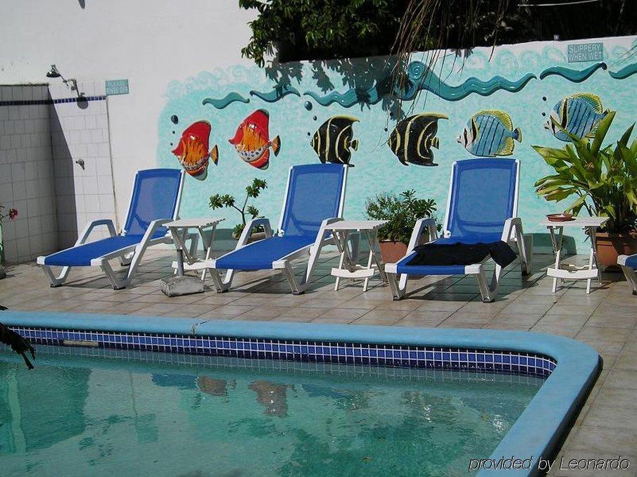 Turquoise Shell Inn Сен-Мартен Экстерьер фото