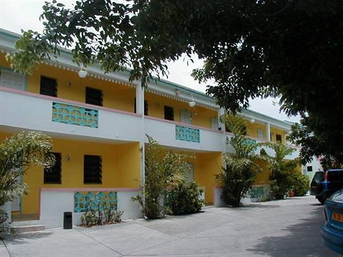 Turquoise Shell Inn Сен-Мартен Экстерьер фото